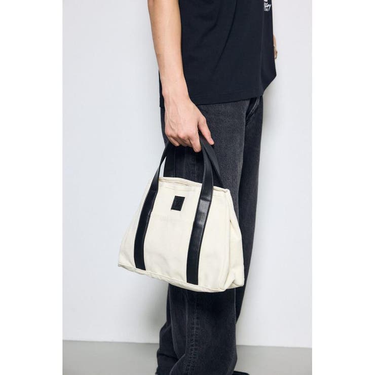 WHT | 台形トートバッグ | AZUL BY MOUSSY