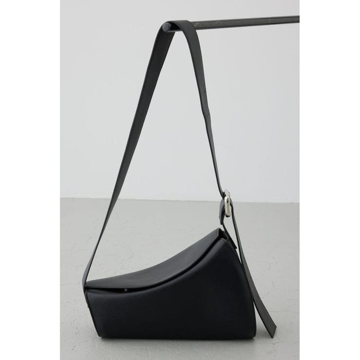 BLK | フェイクレザークロスボディバッグ | AZUL BY MOUSSY