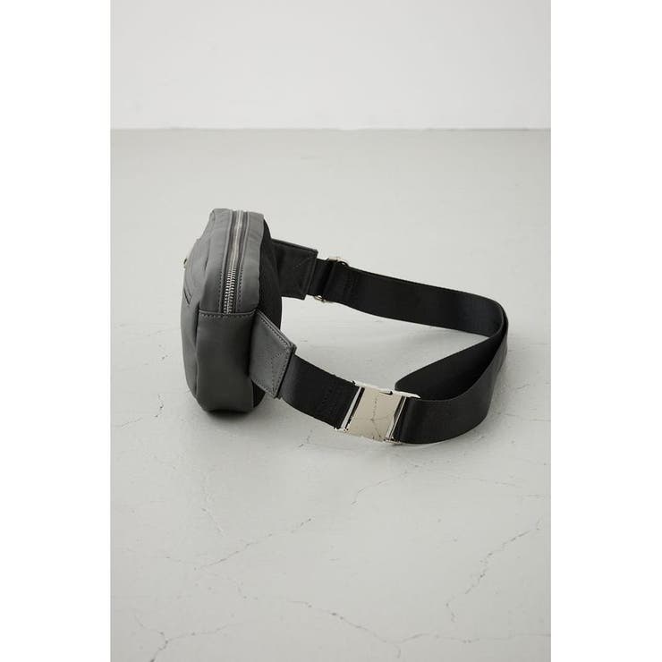 ヴィンテージフェイクレザーボディバッグ | AZUL BY MOUSSY | 詳細画像16 