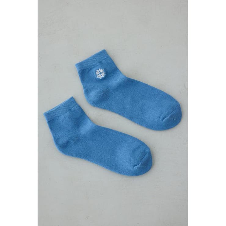 BLU | ワンポイント刺繍アンクルソックス | AZUL BY MOUSSY