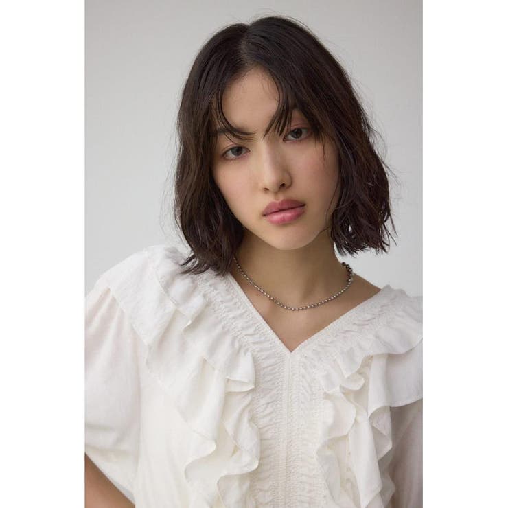 ラッフルショルダーブラウス | AZUL BY MOUSSY | 詳細画像2 