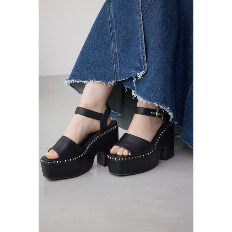 BLK | ステッチデザインプラットフォームサンダル | AZUL BY MOUSSY