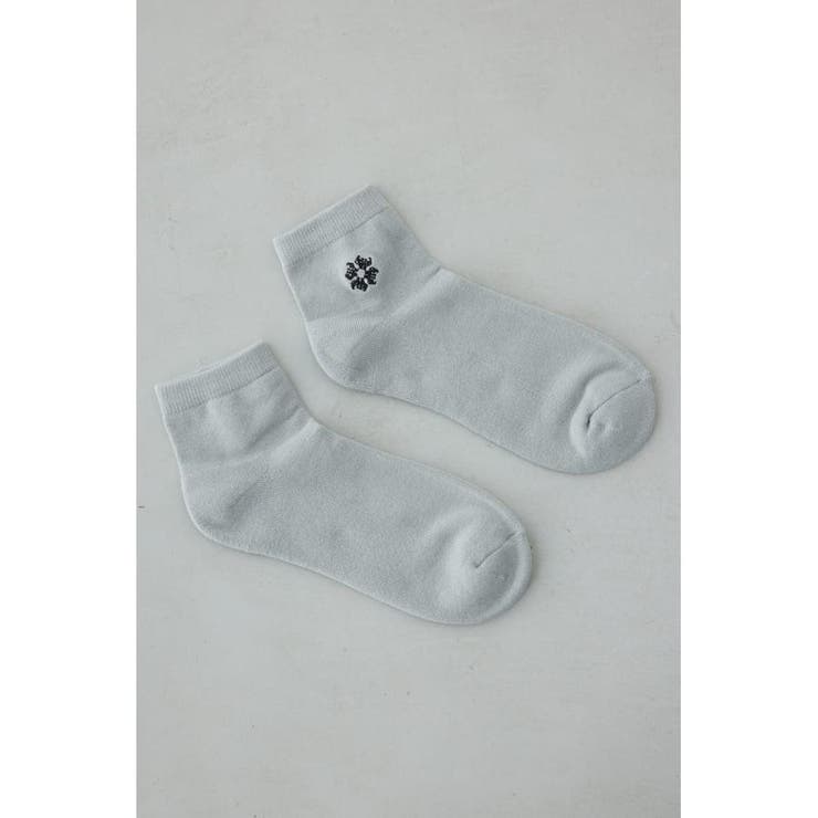 GRY | ワンポイント刺繍アンクルソックス | AZUL BY MOUSSY