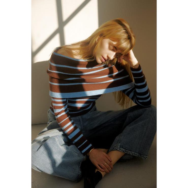 柄BRN5 | オフショルニットトップス | AZUL BY MOUSSY