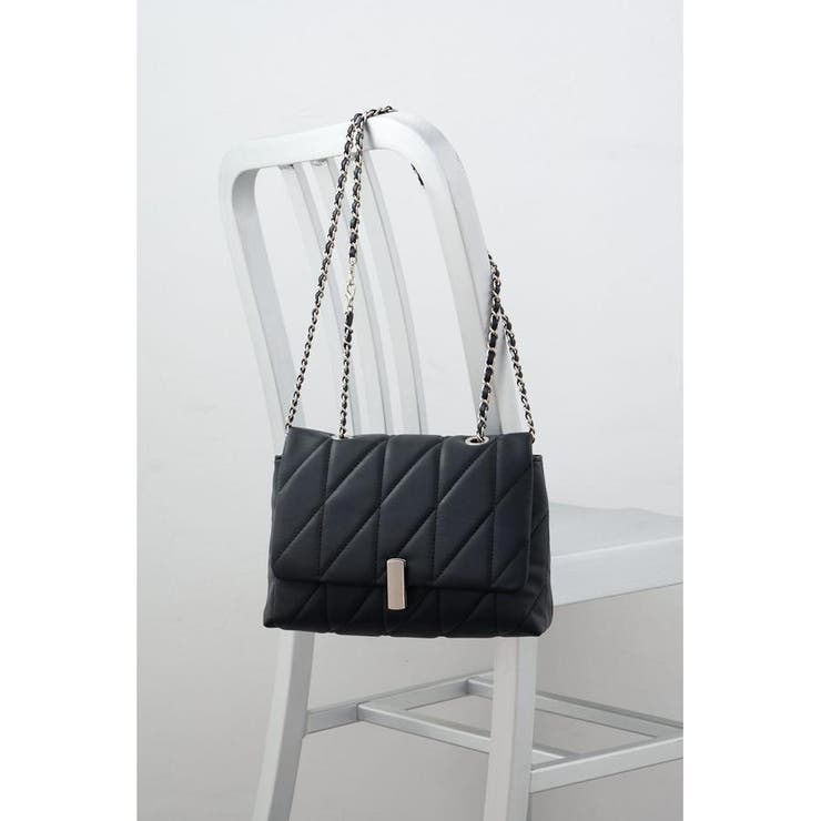 BLK | フェイクレザーキルティングバッグ | AZUL BY MOUSSY