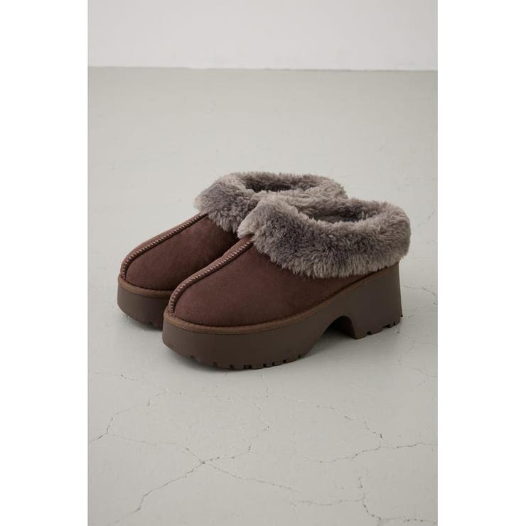 BRN | 厚底ムートンヒールデザインスリッポン | AZUL BY MOUSSY