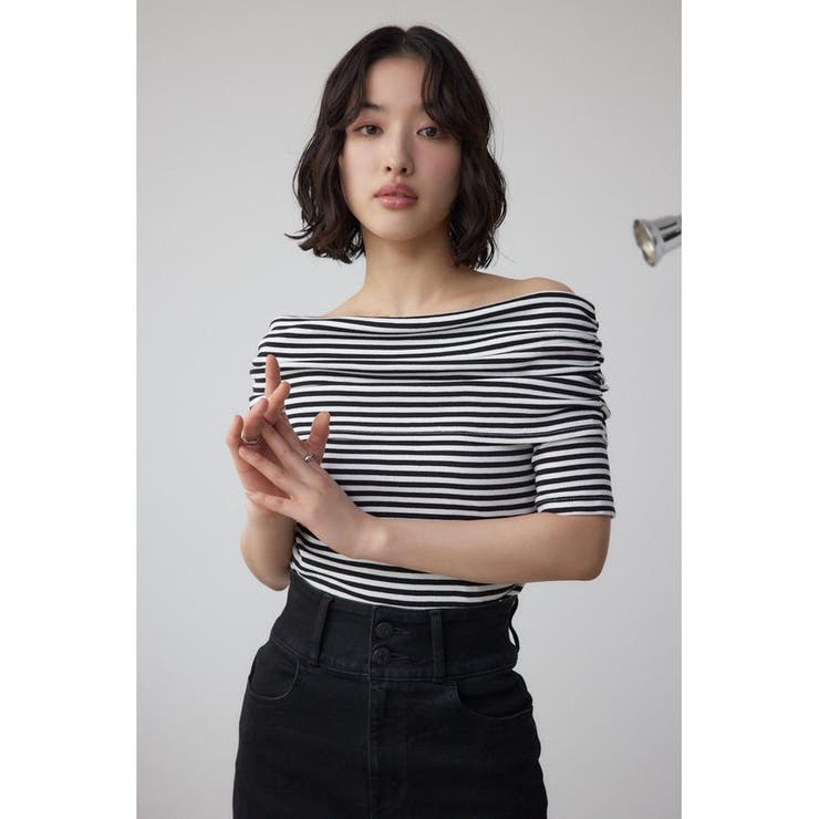 イタリア購入 ベイビーブルーお上品オフショルダー肩魅せカットソー