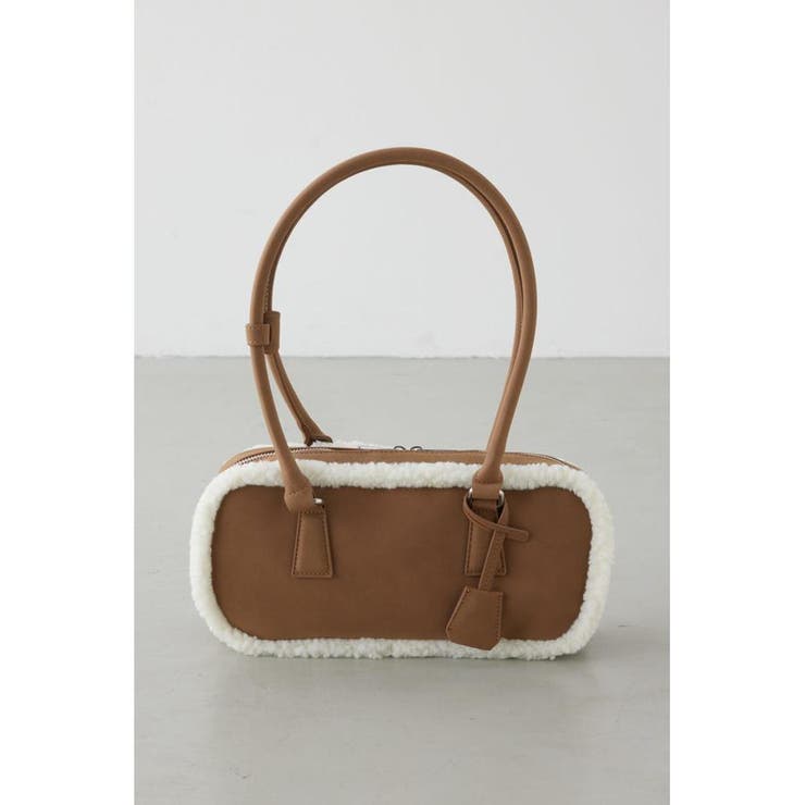 CAM | フェイクムートンスクエアトートバッグ | AZUL BY MOUSSY