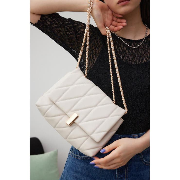 GREIGE | フェイクレザーキルティングバッグ | AZUL BY MOUSSY