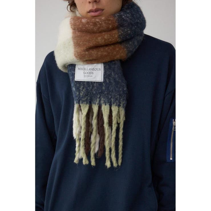 柄NVY5 | ラージフォーマットマフラー | AZUL BY MOUSSY