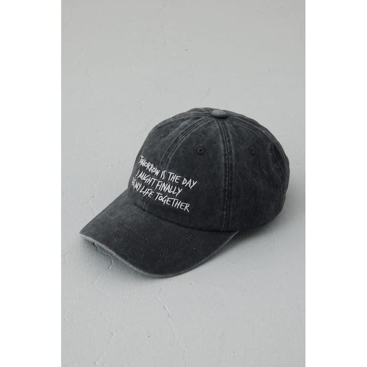 BLK | ウォッシュ加工フロントメッセージキャップ | AZUL BY MOUSSY
