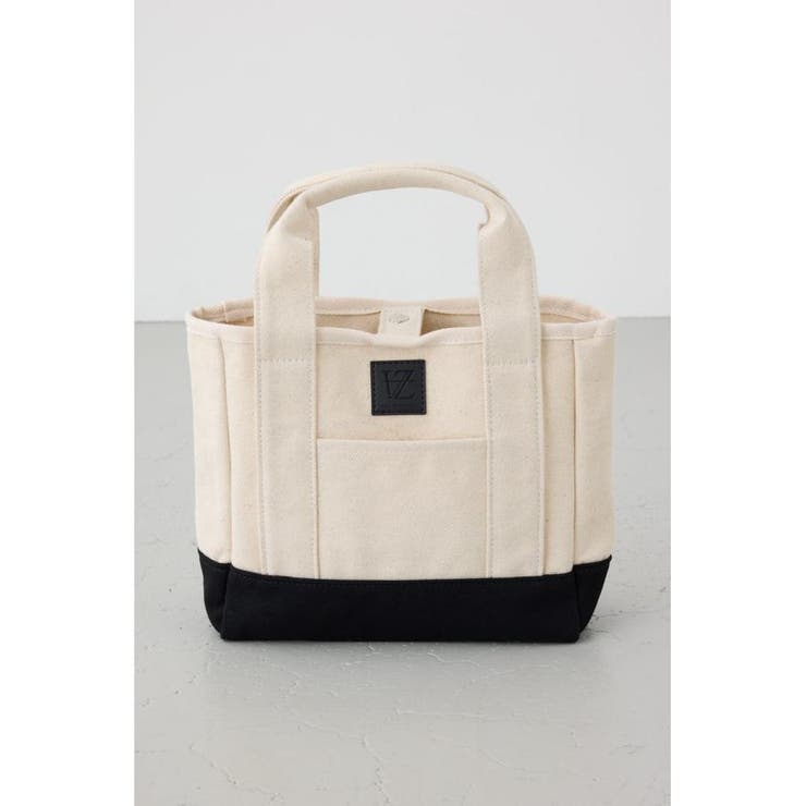 WHT | パッチ付きミニトートスクエアバッグ | AZUL BY MOUSSY