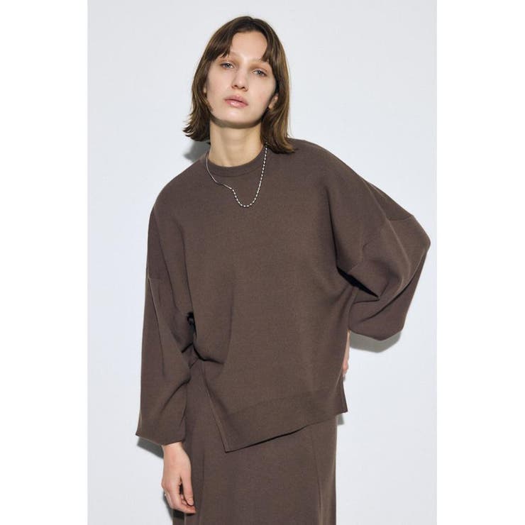 BRN | 裾スリットニュアンスニットトップス | AZUL BY MOUSSY