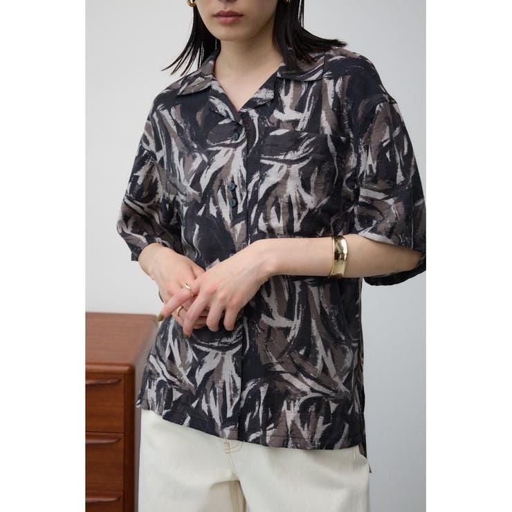 柄BLK5 | キカガクガラカイキンシャツ | AZUL BY MOUSSY