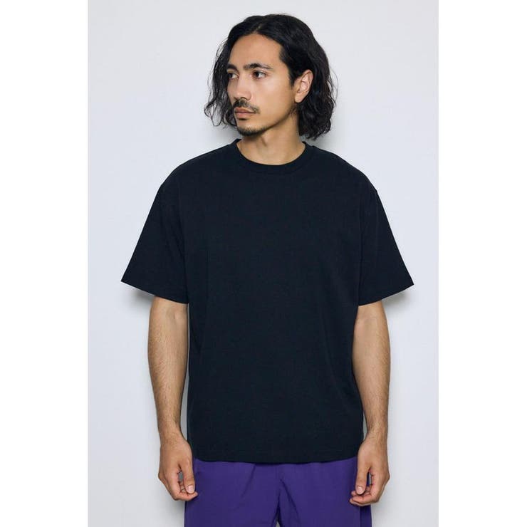 BLK | バーティカルグラフィックTシャツ | AZUL BY MOUSSY