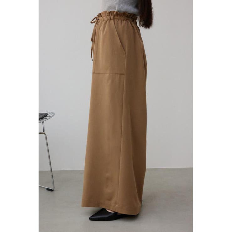 麦茶　Plantationワイドパンツ レザーライクリラックスワイドパンツ[品番：AZLW0022569]｜AZUL