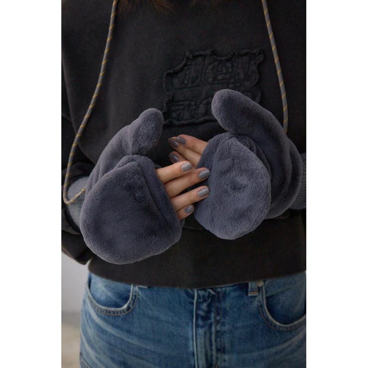 GRY | 配色ストラップ2WAYフェイクファーミトン | AZUL BY MOUSSY