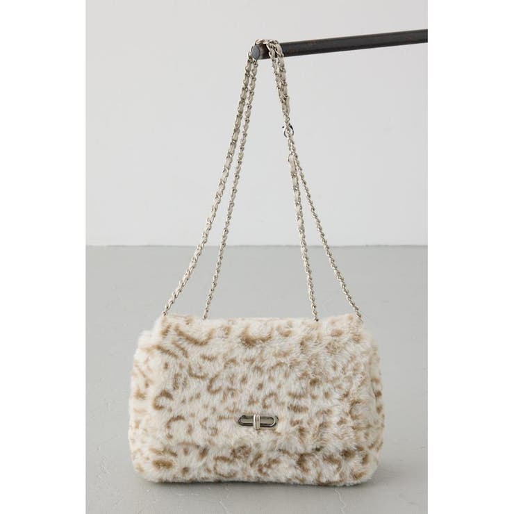 柄WHT5 | キルティングデザインフラップファーバッグ | AZUL BY MOUSSY