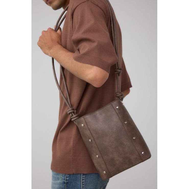 BRN | スタッズショルダーバッグ | AZUL BY MOUSSY