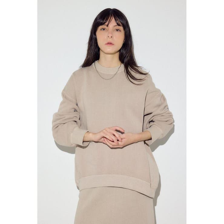 BEG | ピグメント起毛裏毛クルーネックトップス | AZUL BY MOUSSY