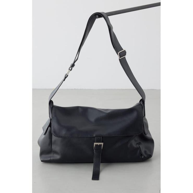 BLK | 合皮ショルダーバッグ | AZUL BY MOUSSY