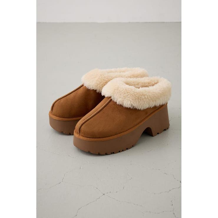 BEG | 厚底ムートンヒールデザインスリッポン | AZUL BY MOUSSY