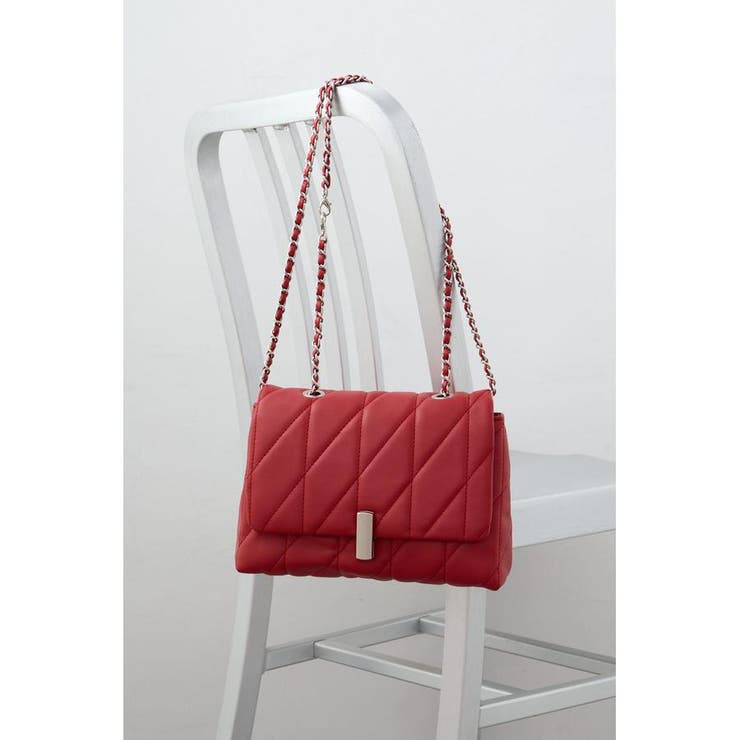 RED | フェイクレザーキルティングバッグ | AZUL BY MOUSSY