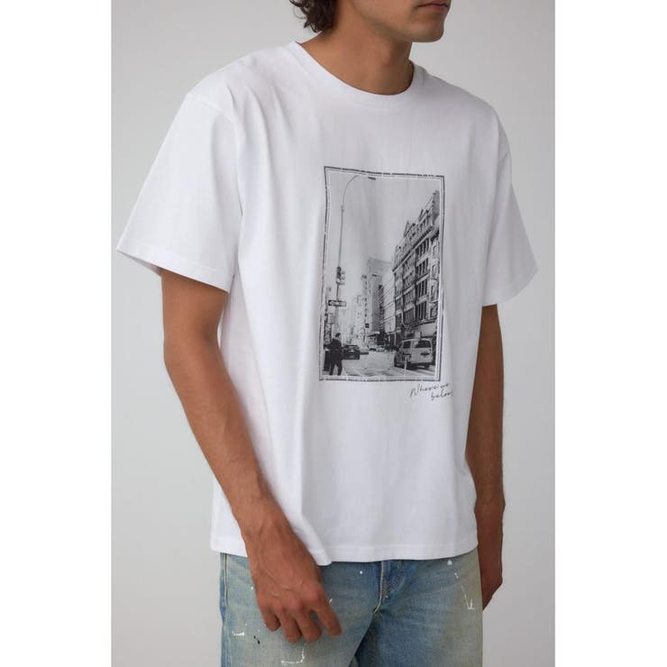 WHT | モノクロームストリートTシャツ | AZUL BY MOUSSY