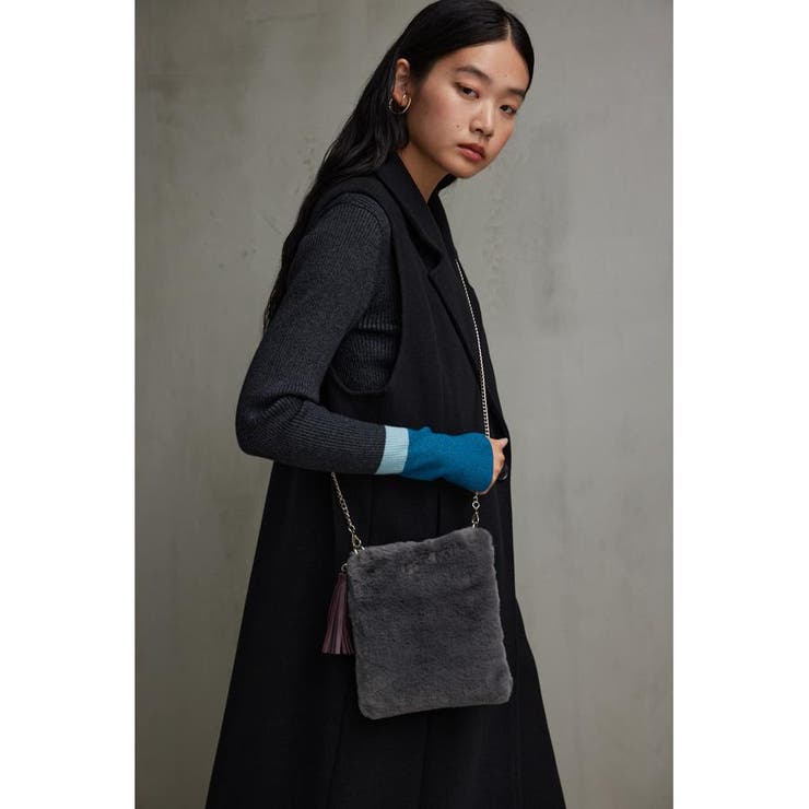 タッセルエコファーポシェット[品番：AZLW0021382]｜AZUL BY  MOUSSY（アズールバイマウジー）のレディースファッション通販｜SHOPLIST（ショップリスト）