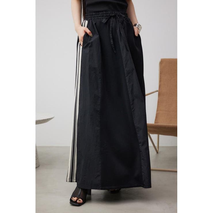 BLK | サイドラインフレアスカート | AZUL BY MOUSSY