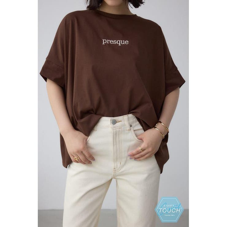 BRN | C/T冷感ロゴシシュウTシャツ | AZUL BY MOUSSY