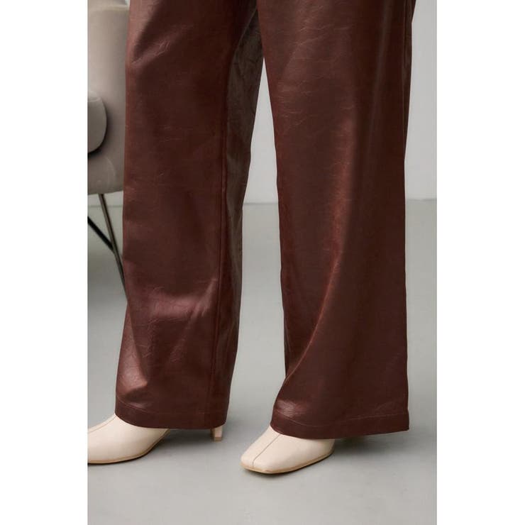 レザーライクリラックスワイドパンツ | AZUL BY MOUSSY | 詳細画像24 