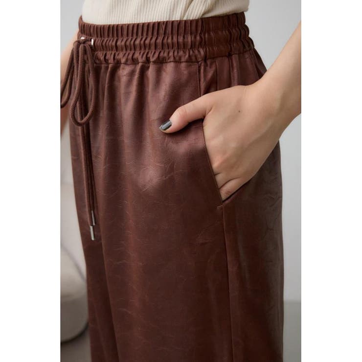 レザーライクリラックスワイドパンツ | AZUL BY MOUSSY | 詳細画像22 