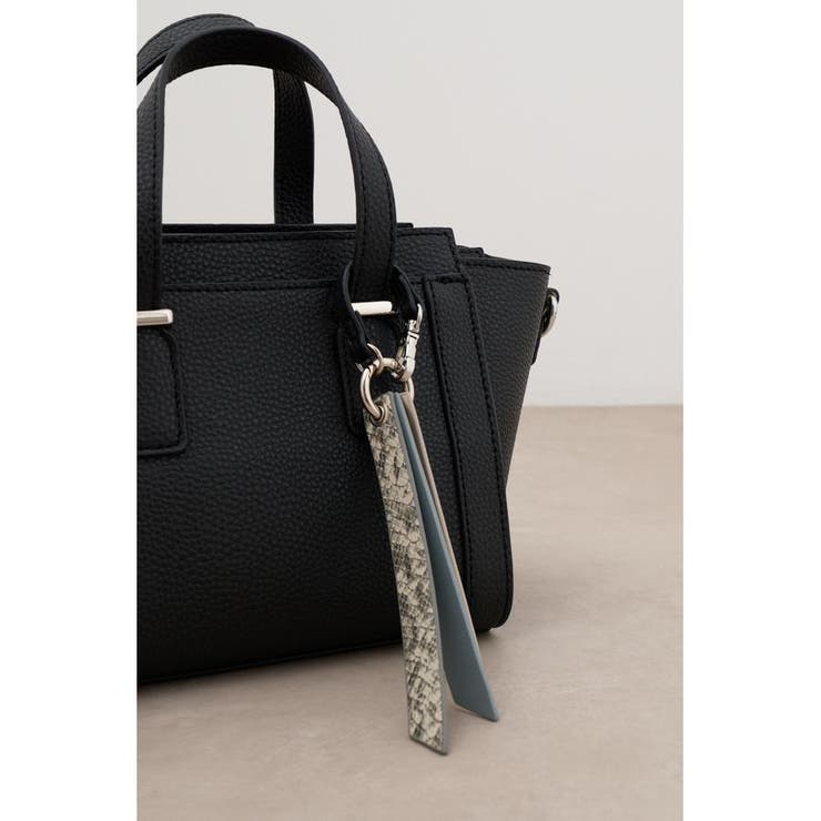 チャームセットトラペイズドバッグ | AZUL BY MOUSSY | 詳細画像19 