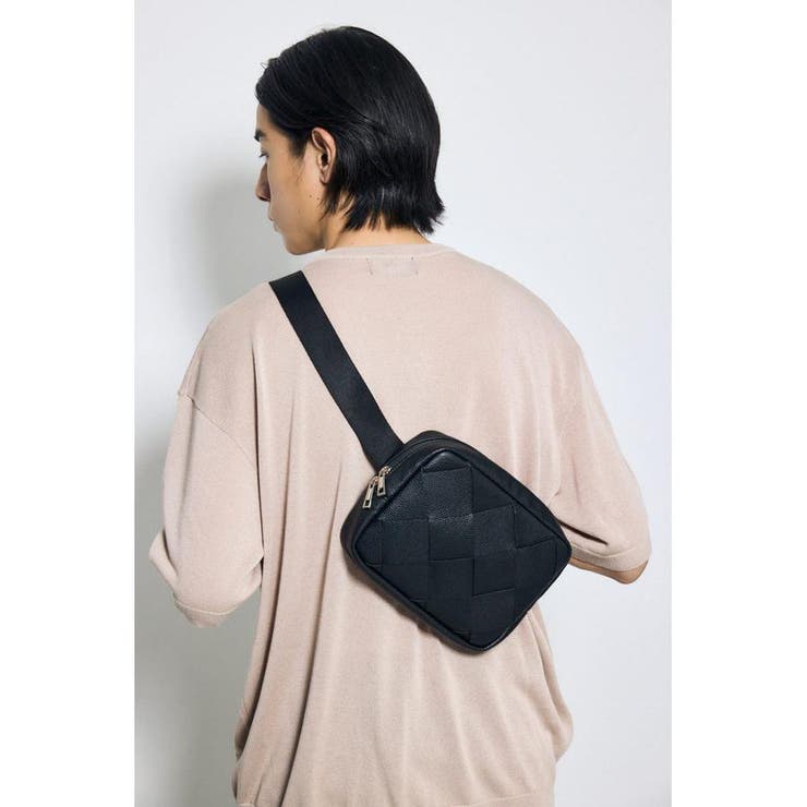イントレチャートボディーバッグ | AZUL BY MOUSSY | 詳細画像2 