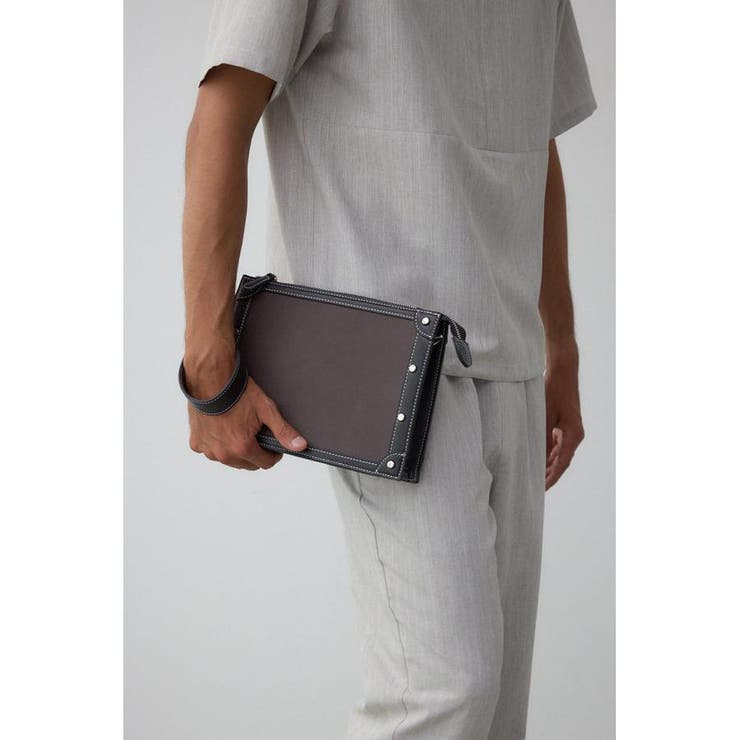 BRN | スタッズクラッチバッグ | AZUL BY MOUSSY