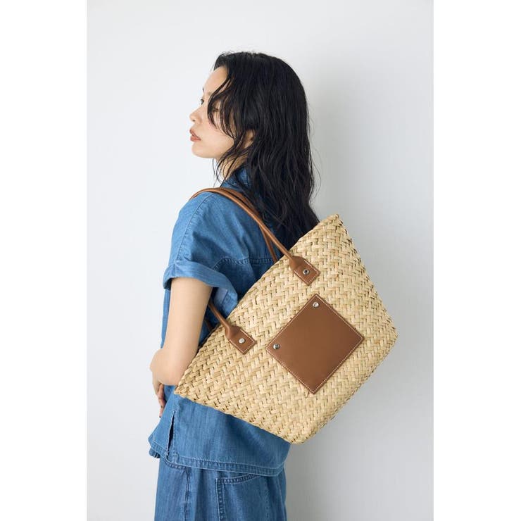 CAM | フロントポケットバスケットトート | AZUL BY MOUSSY