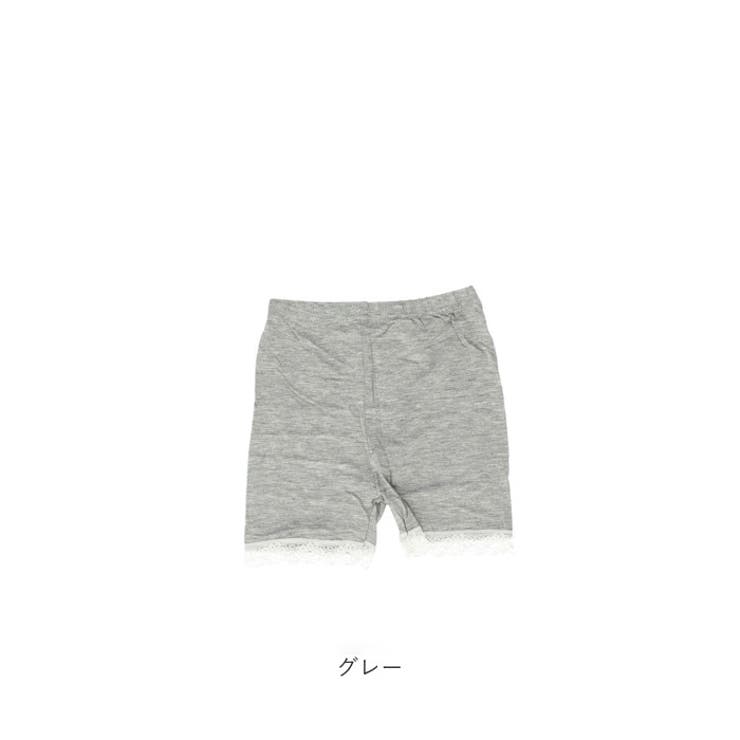 女の子