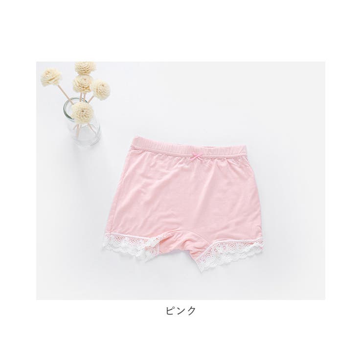 女の子