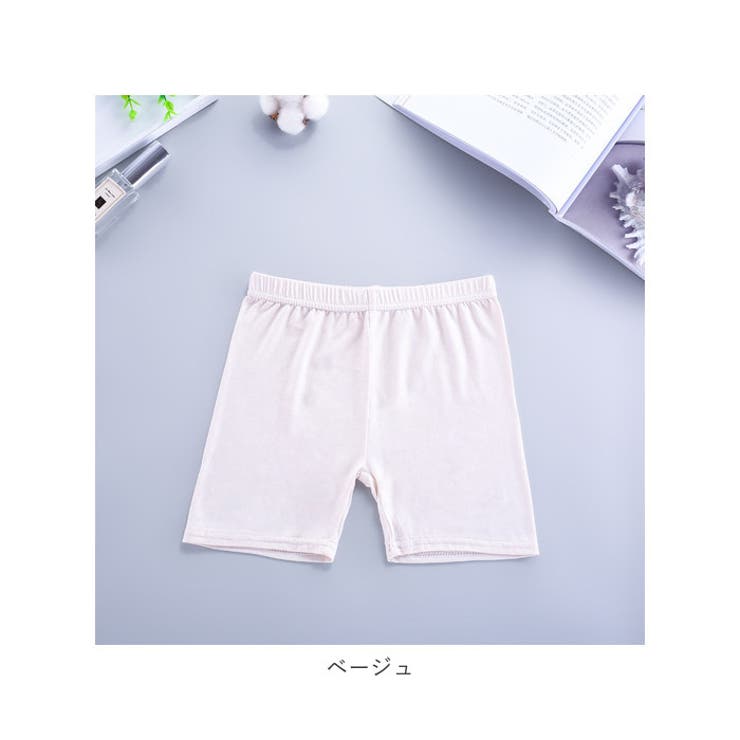 女の子
