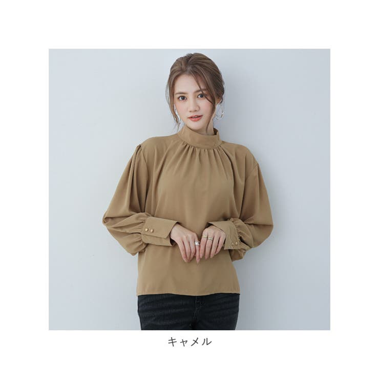 エリン　バルキースリーブ　キャメルオフショルダートップス ゆったりバルーンスリーブが可愛い お洒落なドロップショルダー プル