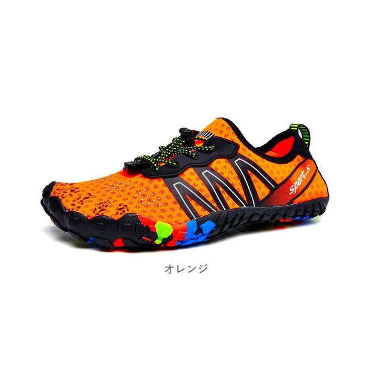 トレーニングシューズ