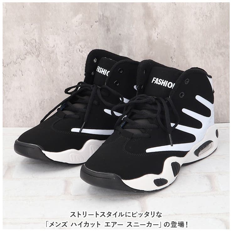 スニーカー