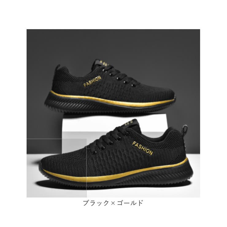 スニーカー