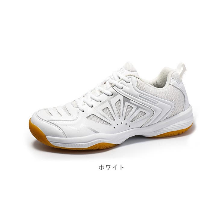 スポーツシューズ