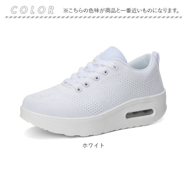 スニーカー