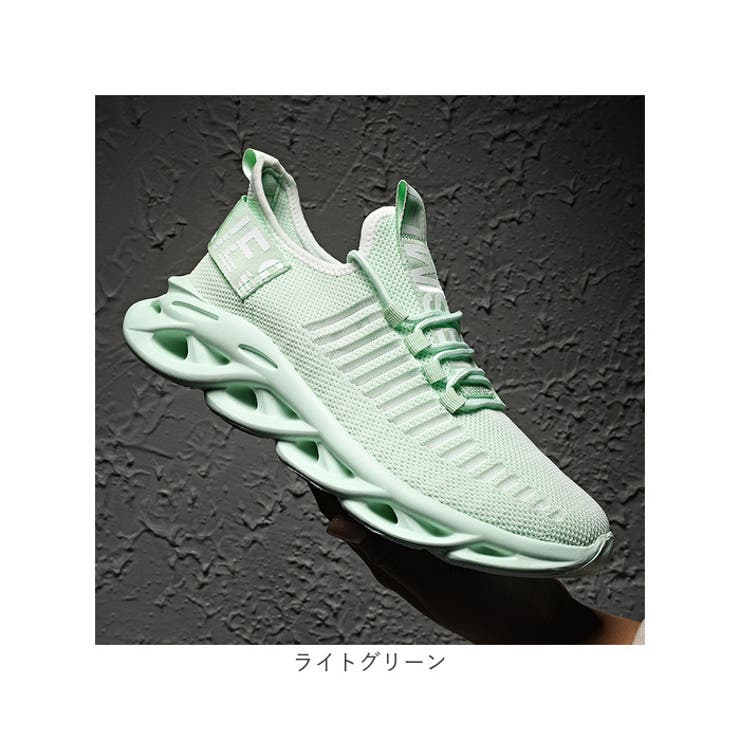 スニーカー