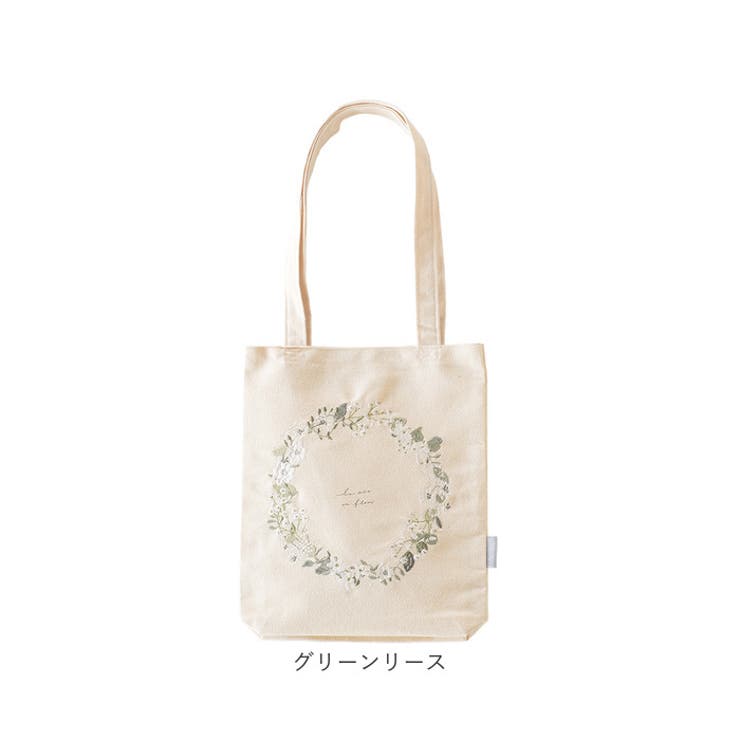 familiar 刺繍トートバッグ 女の子と洋服 Familiar 刺繍デザイン トートバッグ