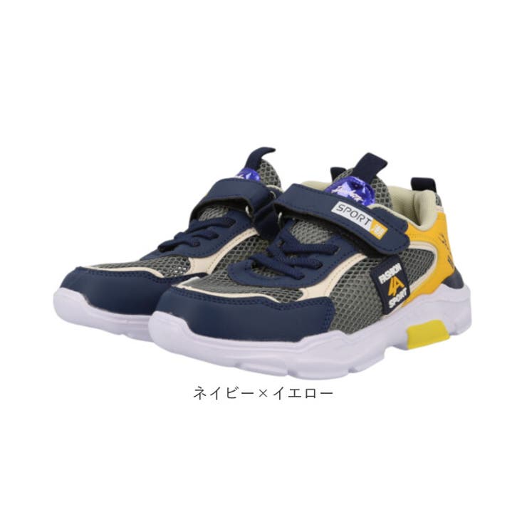 スニーカー