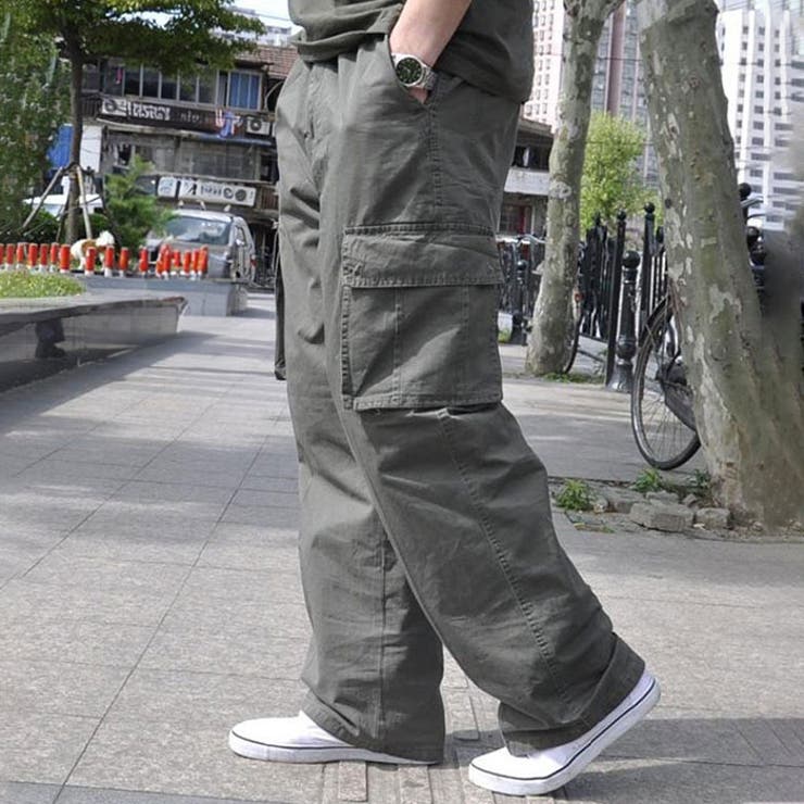 カーゴパンツ